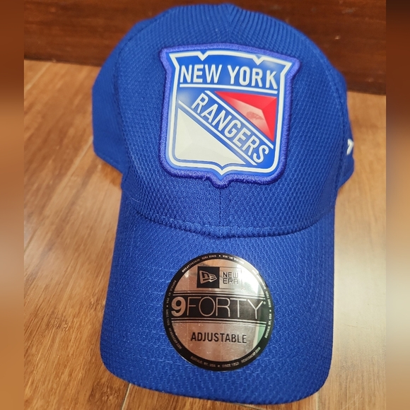 New York Rangers New Era 9FORTY Blue NHL Hockey Adjustable Cap Hat NWT - Picture 1 of 6